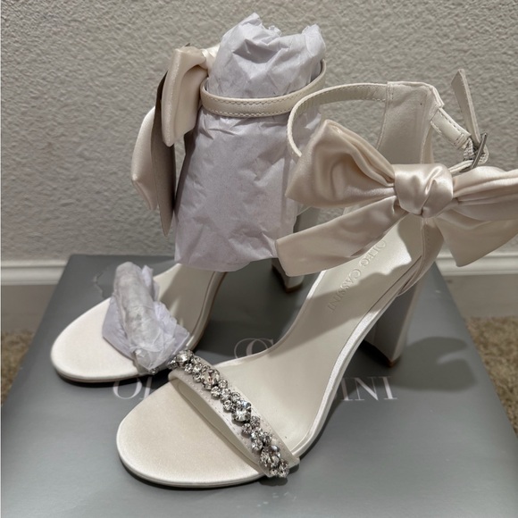 Oleg Cassini Shoes - “New” Oleg Cassini Melania Cream Heels with Bow and Crystals size7